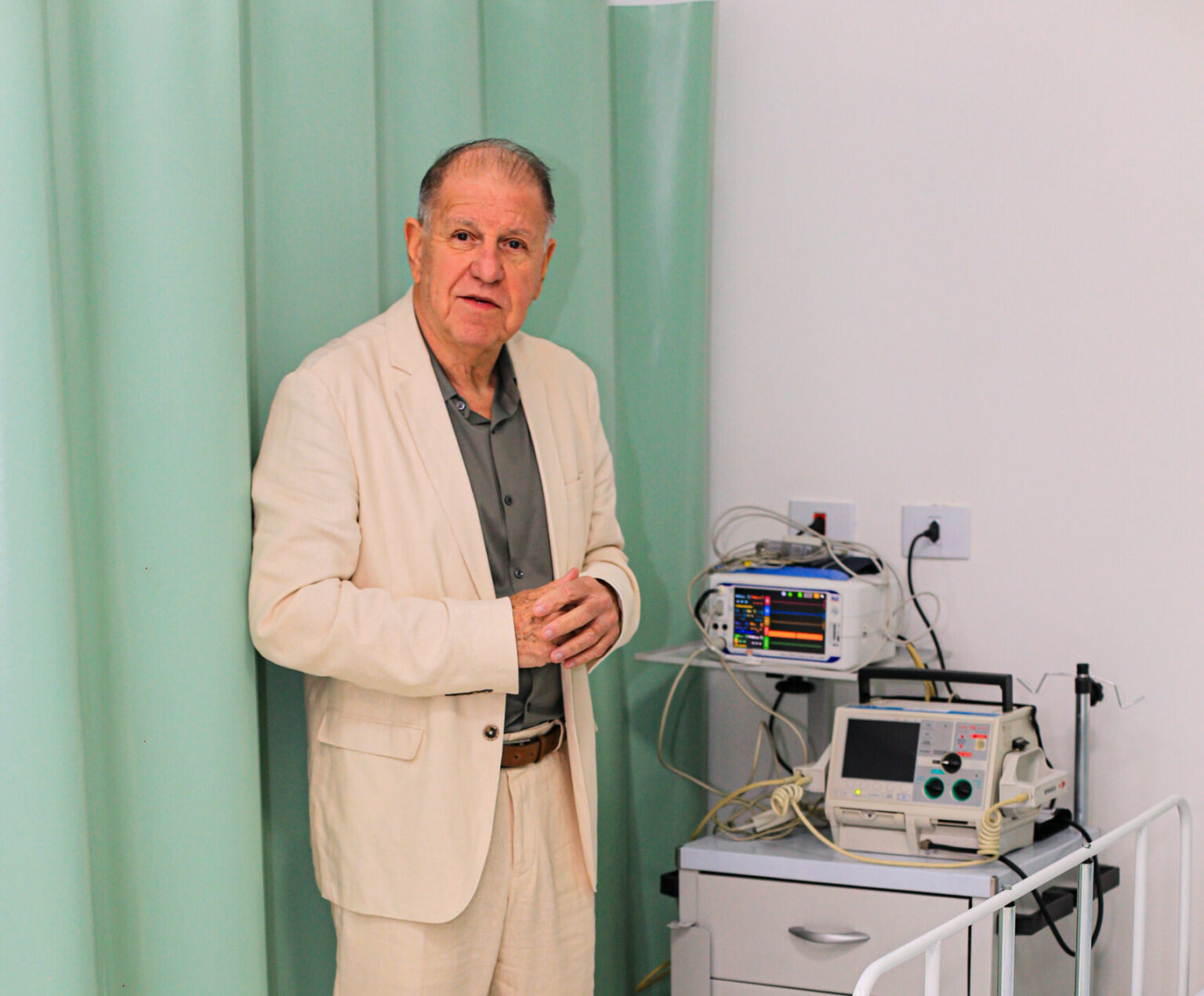 Dr. Mauricio Horiguela, Psiquiatra e Diretor Médico no Hospital Jequitibá em Atibaia–SP de tratamento em dependência química e alcoolismo.